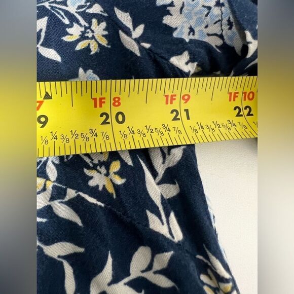 Time & Tru Cuffed Short Sleeve Belted Floral Shift Dress Size S ( 4-6) - Picture 10 of 12